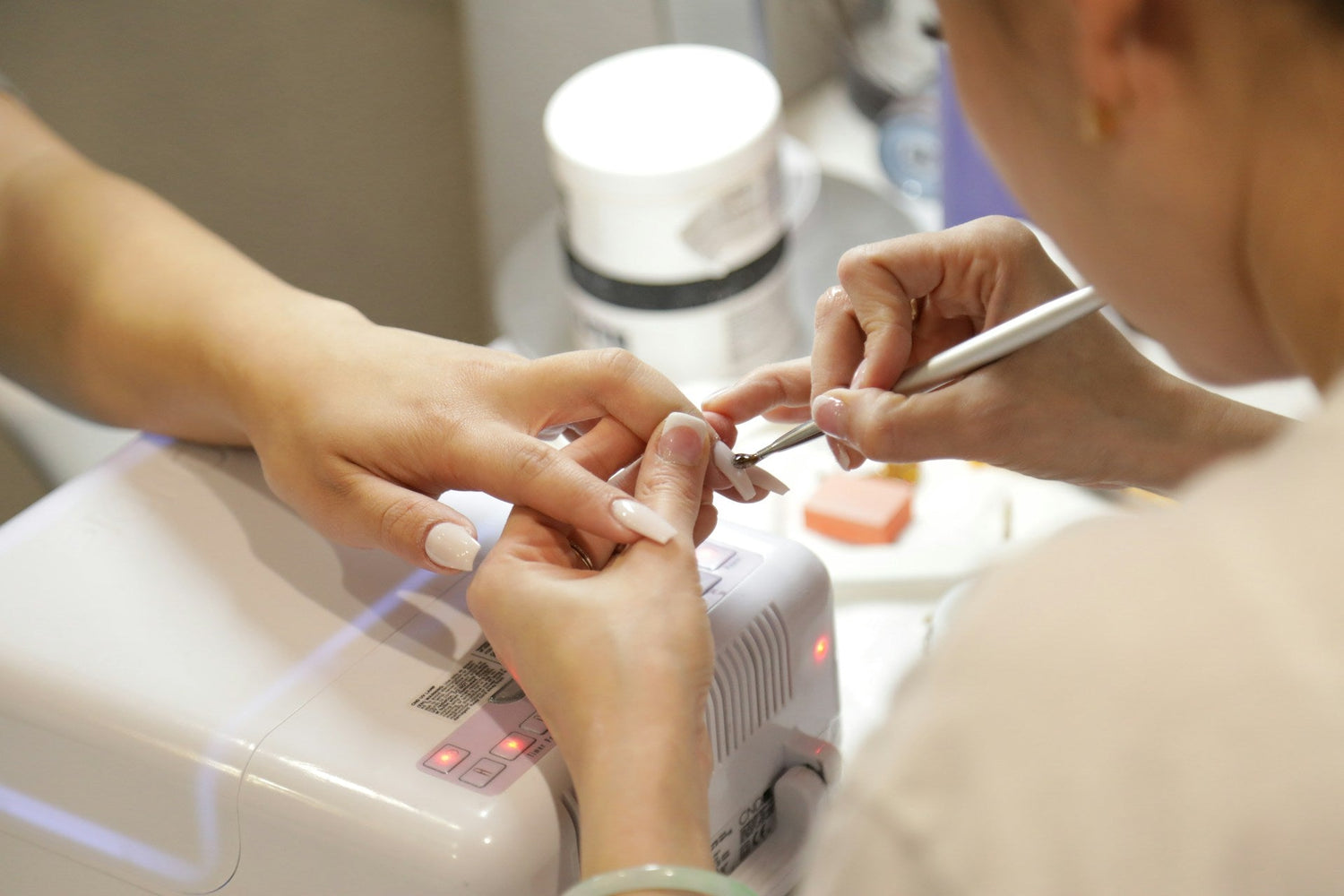 GlowTaleBeauty-nail-lamps-and-tools-for-professional-manicure-and-pedicure
