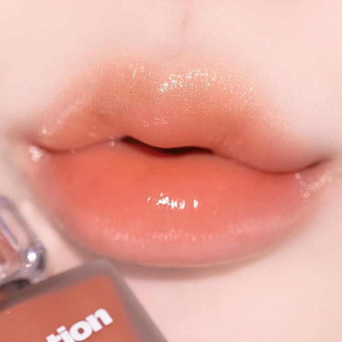 Lip Potion Aqua Glow No.1 Lemon Balm | Hydrating, Non-Sticky Gloss with Sheer Radiance | 0.3 Oz