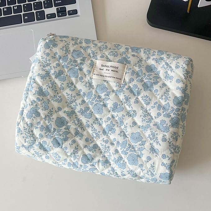 Makeup bag, quilted makeup bag,large