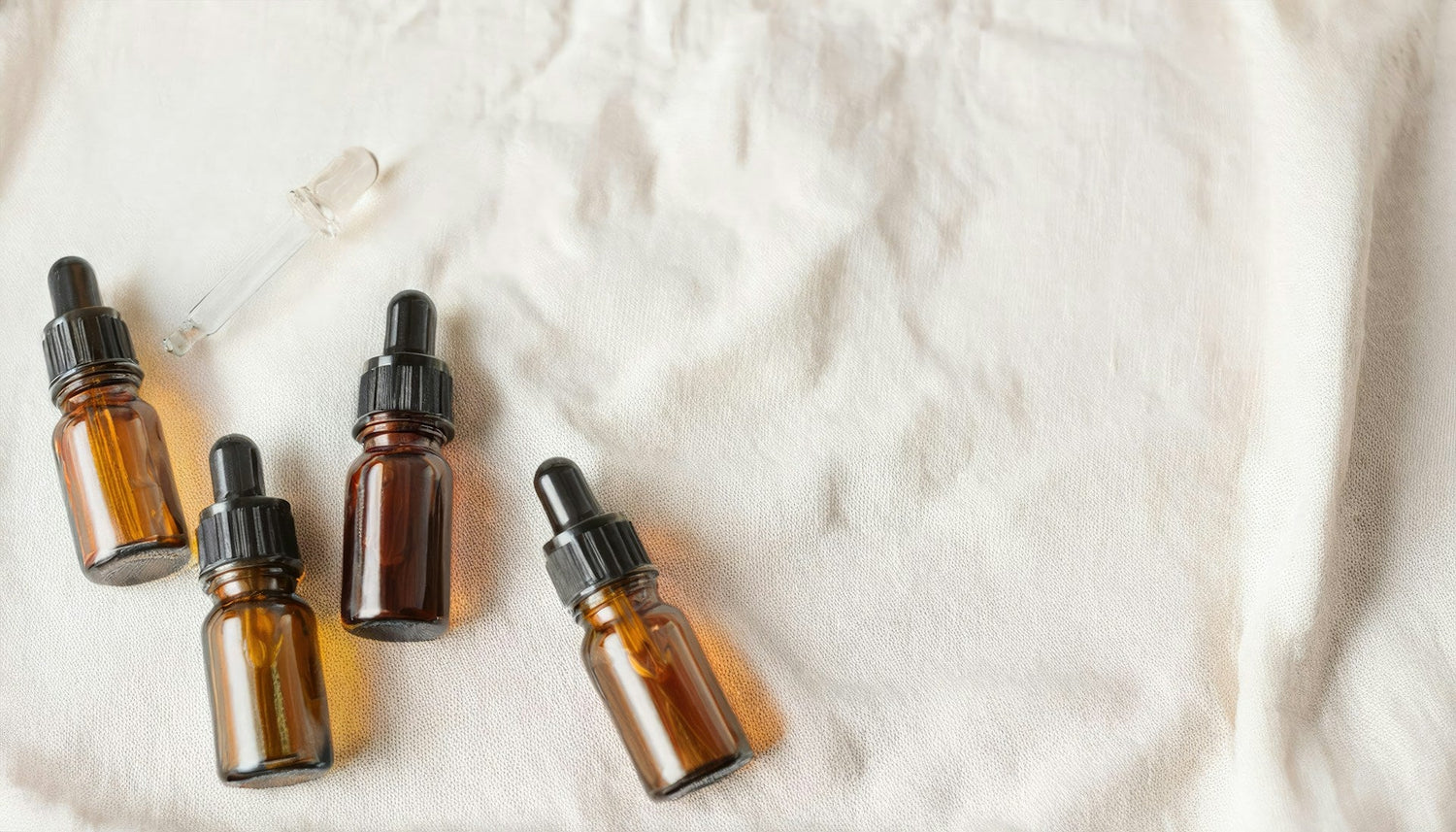 Hydrating-cuticle-oil-by-GlowTaleBeauty-for-cracked-cuticles