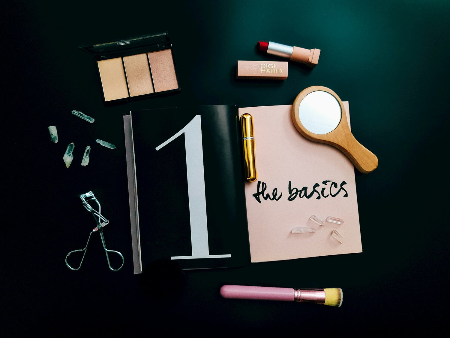 Glowtalebeauty-all-in-one-makeup-kit-for-men-and-women-with-all-skin-tones