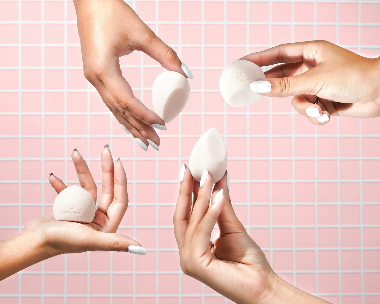 GlowTaleBeauty-Makeup Sponges – Soft-Durable-Blending-Tools-for-Flawless-Application